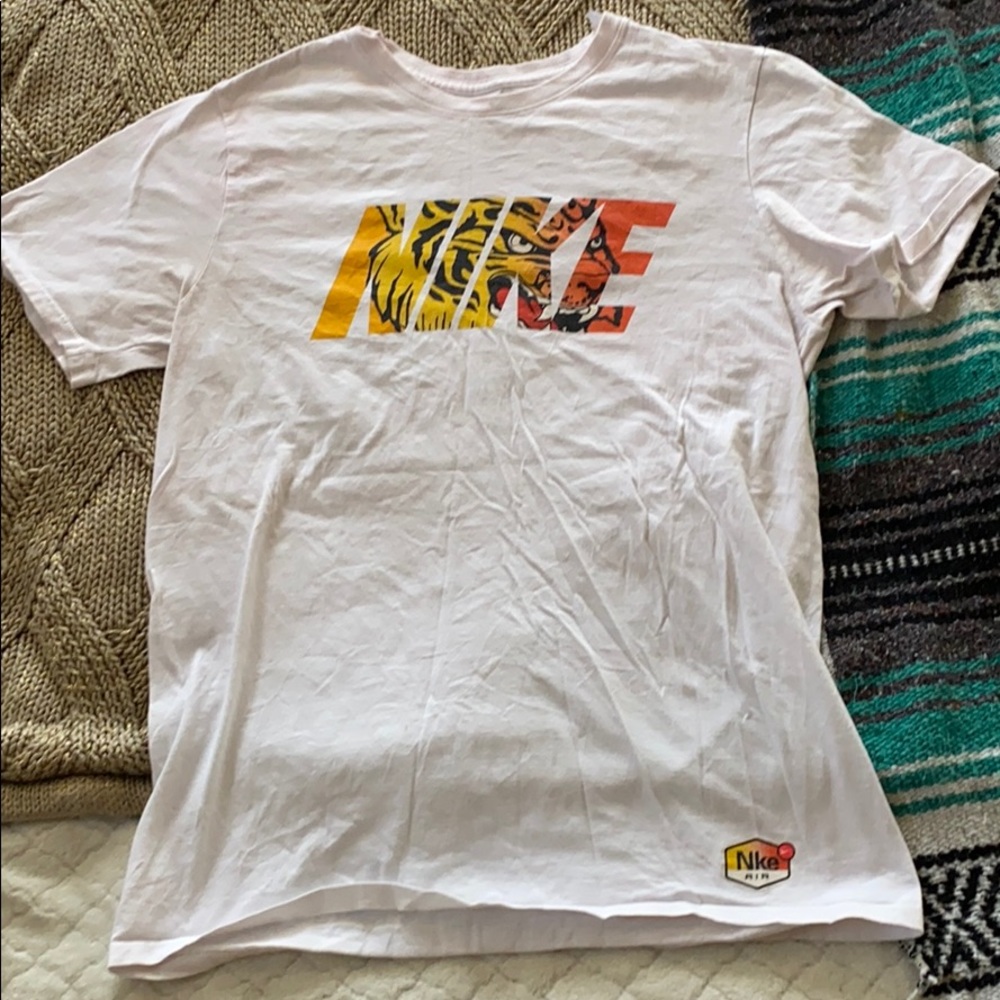 T shirt
